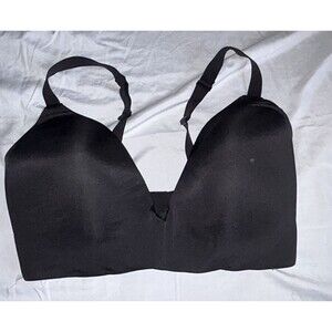 Black Seamless Padded Bra No Underwire 38 DDD Skims with Adjustable Straps